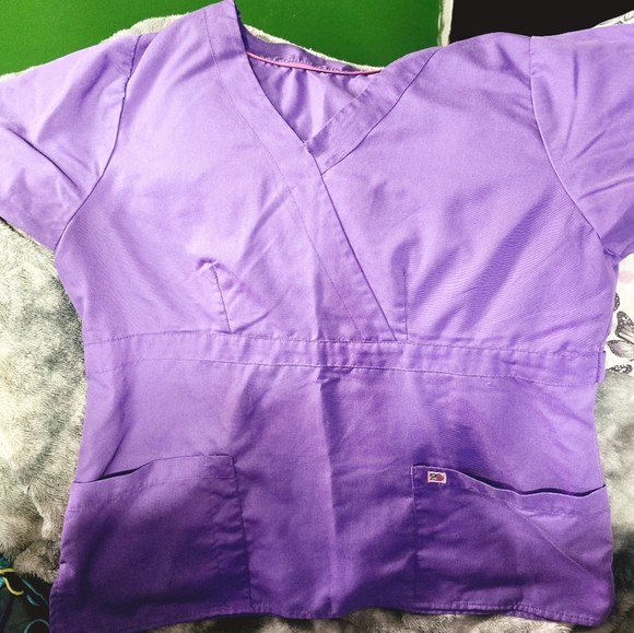 HeartSoul scrub top - Picture 3 of 3